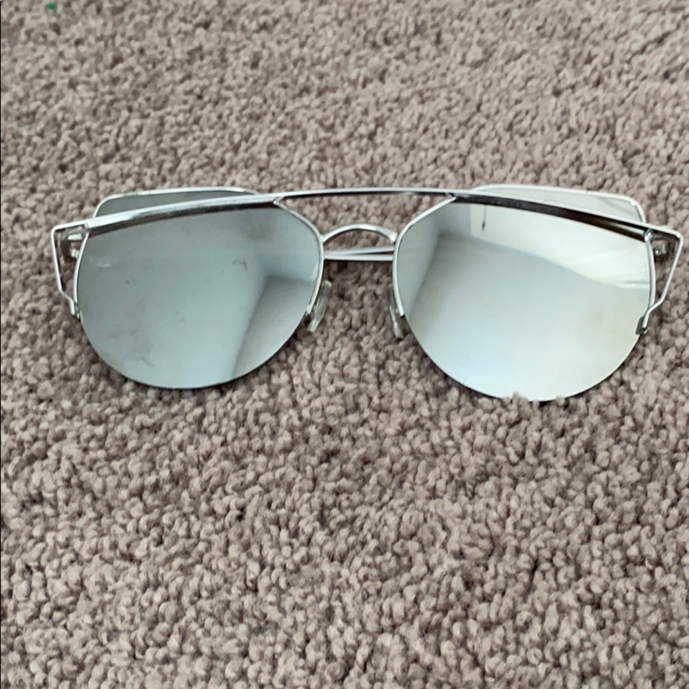 Sunglasses - Picture 1 of 2